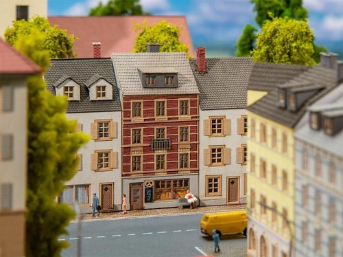 Faller stadthaus mit bäckerei - faller,