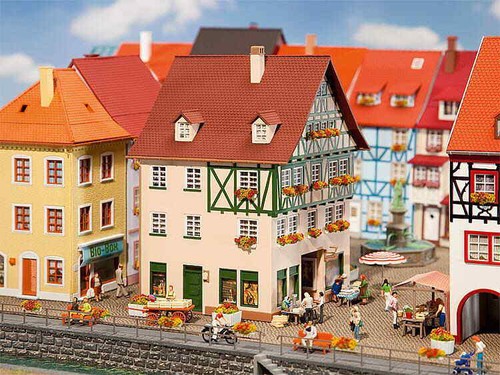 Faller 130492 stadthaus mit - h0,